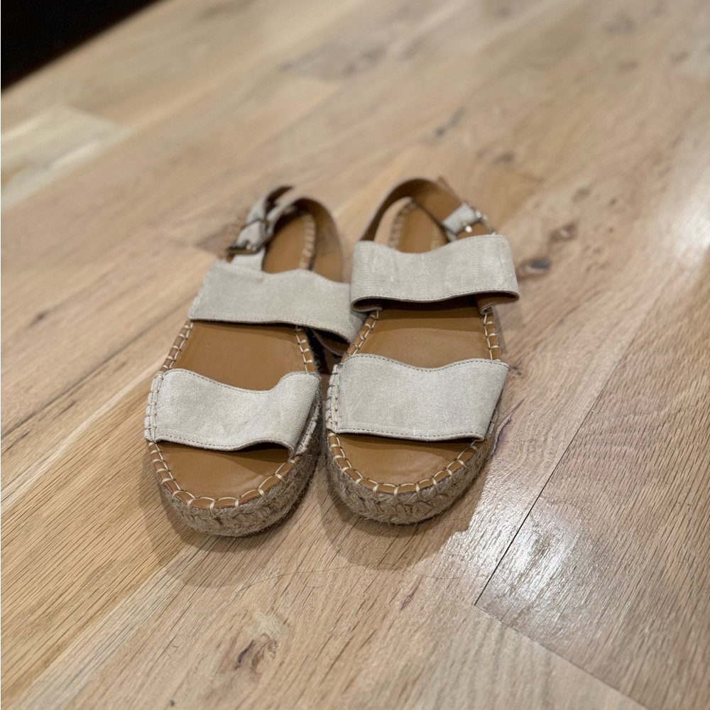 Alohas double strap camel sandals, size 39, barely worn